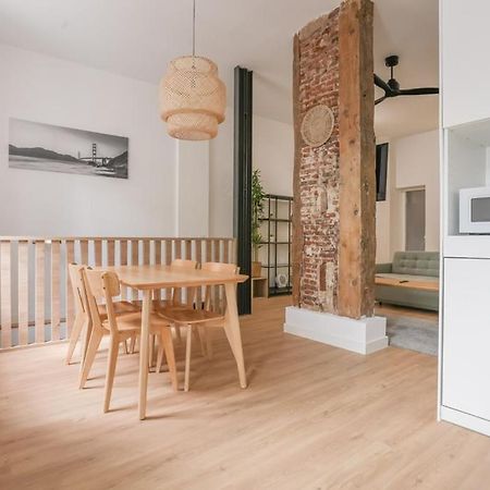Modern Duplex-2Bedrooms 3Baths-Palacio Madrid Bagian luar foto