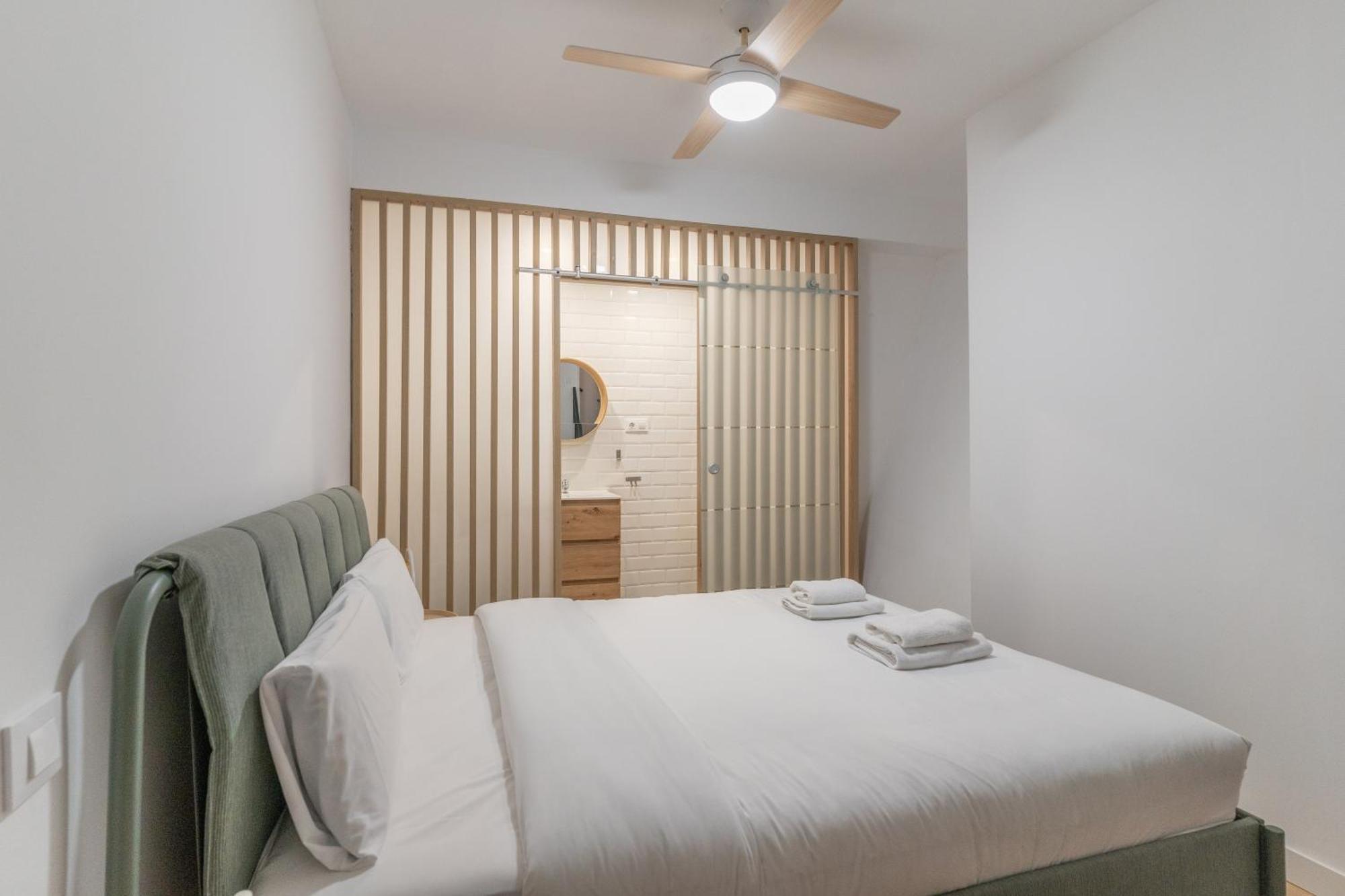 Modern Duplex-2Bedrooms 3Baths-Palacio Madrid Bagian luar foto