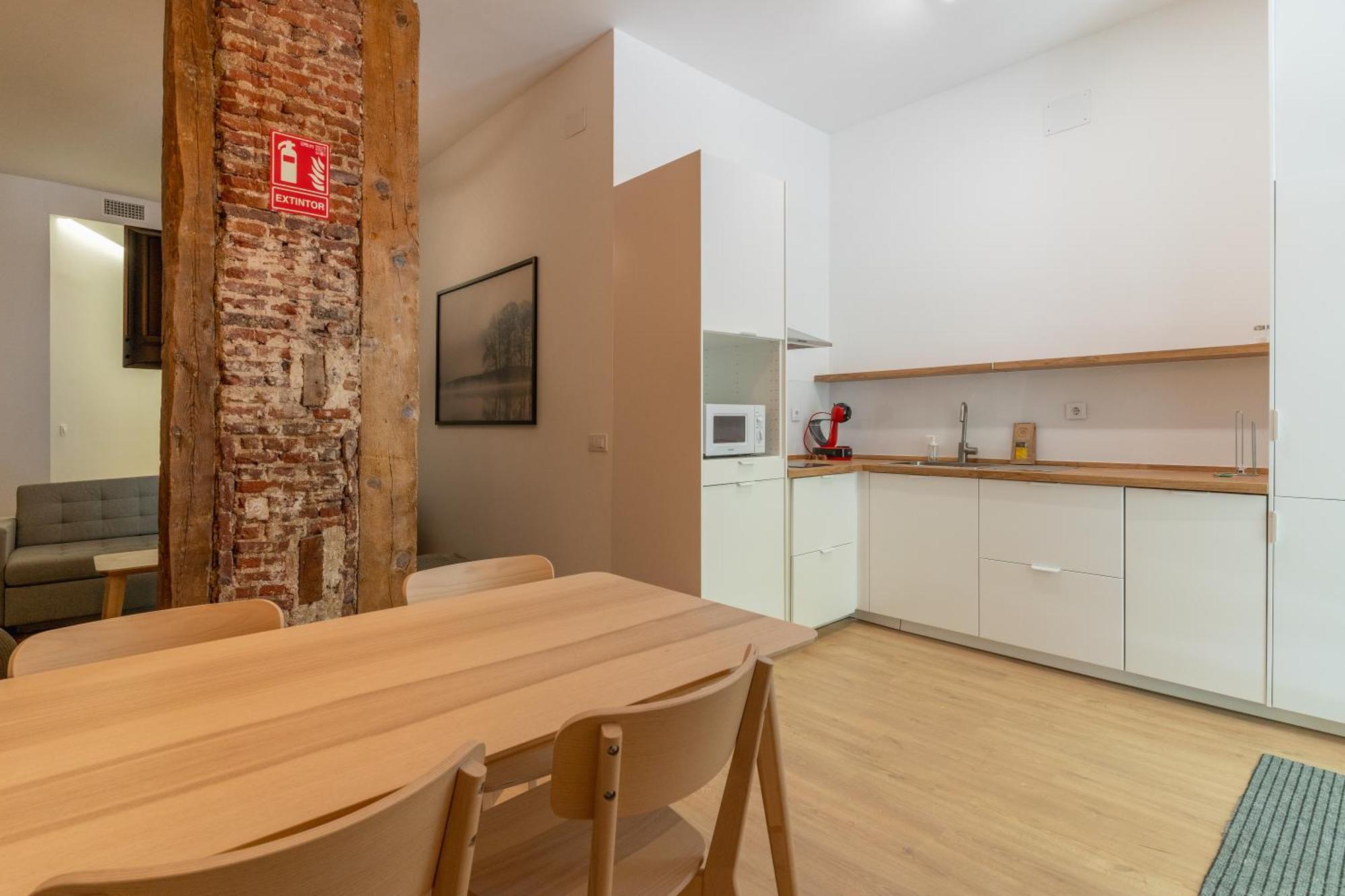 Modern Duplex-2Bedrooms 3Baths-Palacio Madrid Bagian luar foto