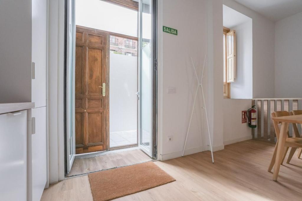 Modern Duplex-2Bedrooms 3Baths-Palacio Madrid Bagian luar foto