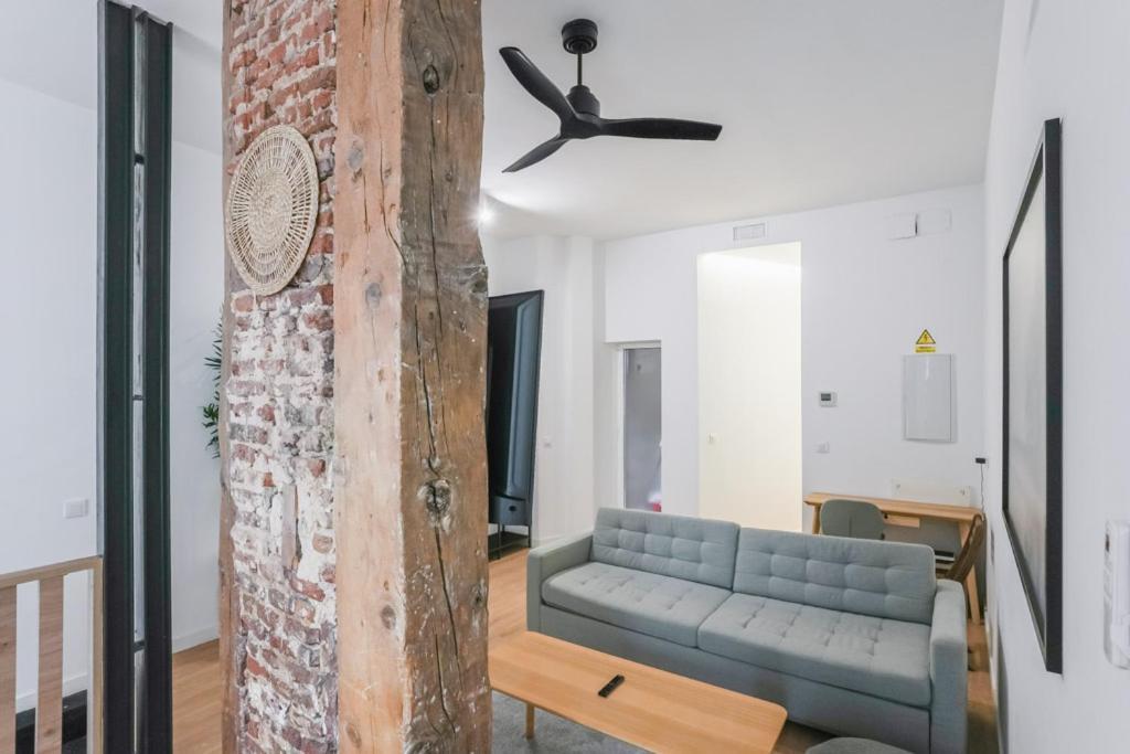 Modern Duplex-2Bedrooms 3Baths-Palacio Madrid Bagian luar foto