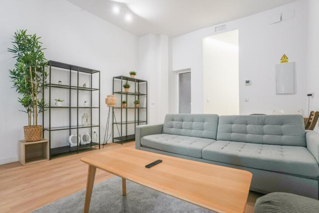 Modern Duplex-2Bedrooms 3Baths-Palacio Madrid Bagian luar foto